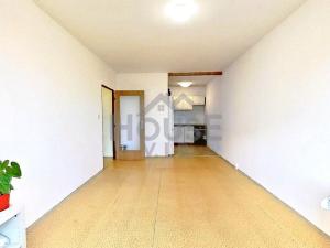 Prodej bytu 2+kk, Praha - Horní Měcholupy, Neapolská, 45 m2