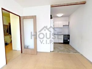 Prodej bytu 2+kk, Praha - Horní Měcholupy, Neapolská, 45 m2