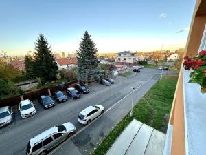 Prodej bytu 2+kk, Praha - Horní Měcholupy, Neapolská, 45 m2