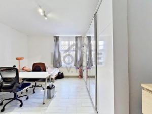 Prodej bytu 4+1, Praha - Holešovice, Bubenská, 100 m2