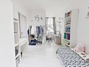 Prodej bytu 4+1, Praha - Holešovice, Bubenská, 100 m2