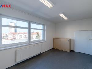 Pronájem kanceláře, Hradec Králové - Pražské Předměstí, U Koruny, 92 m2