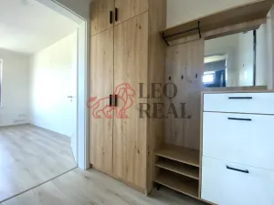 Pronájem bytu 1+kk, Praha - Lipence, Oddechová, 35 m2