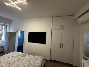 Pronájem bytu 3+1, Praha - Vršovice, Vršovická, 86 m2