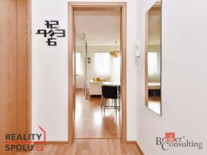 Pronájem bytu 1+kk, Praha - Libeň, Matějkova, 49 m2