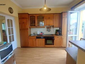 Prodej vily, Praha - Suchdol, 243 m2