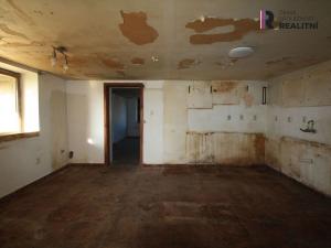 Prodej rodinného domu, Znojmo - Derflice, 124 m2