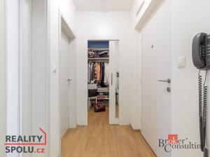 Prodej bytu 2+kk, Brno - Královo Pole, Mojmírovo náměstí, 45 m2