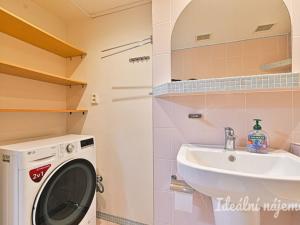 Pronájem bytu 3+kk, Kuřim, Bezručova čtvrť, 37 m2