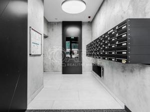 Pronájem kanceláře, Praha - Prosek, Litoměřická, 87 m2