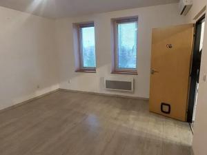 Prodej bytu 2+1, Staré Město, Nádražní, 60 m2