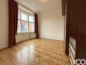 Pronájem bytu 2+kk, Praha, Žitomírská, 50 m2