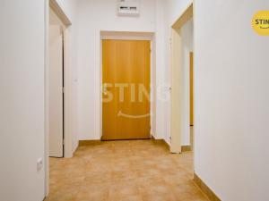 Pronájem kanceláře, Hodonín, Brandlova, 54 m2