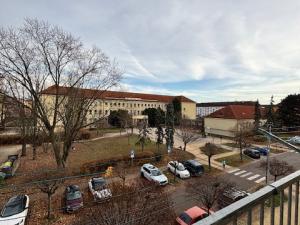 Pronájem bytu 2+1, Pardubice, Benešovo náměstí, 59 m2