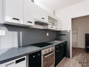 Prodej bytu 3+1, Hodonín, Národní třída, 66 m2