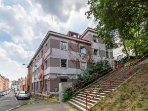 Pronájem bytu 2+kk, Praha - Košíře, Fabiánova, 49 m2