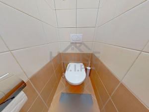 Prodej bytu 3+1, Praha - Čakovice, Ke stadionu, 78 m2