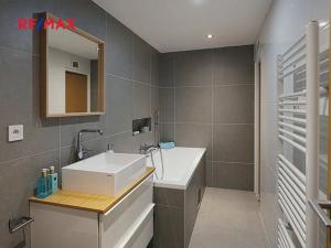 Prodej rodinného domu, Praha - Kobylisy, Modřínová, 145 m2