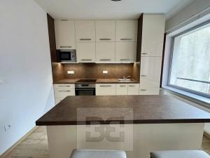 Pronájem bytu 1+kk, Zlín, Lorencova, 44 m2