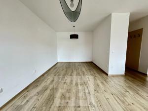 Pronájem bytu 1+kk, Zlín, Lorencova, 44 m2