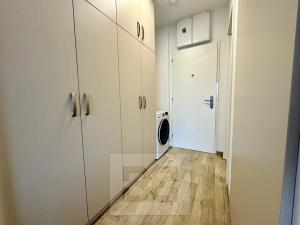 Pronájem bytu 1+kk, Zlín, Lorencova, 44 m2