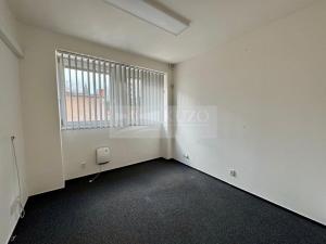 Pronájem kanceláře, Mladá Boleslav - Mladá Boleslav II, Máchova, 291 m2