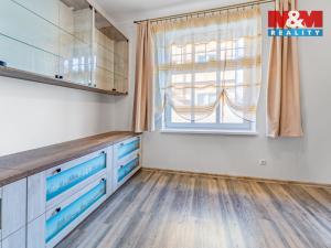 Prodej bytu 3+1, Karlovy Vary, Příčná, 76 m2