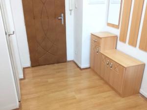 Pronájem bytu 1+1, Cheb, Dlouhá, 36 m2