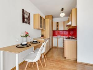 Prodej bytu 2+kk, Praha - Bohnice, Zelenohorská, 42 m2