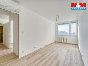 Pronájem bytu 3+kk, Praha - Karlín, U Sluncové, 65 m2