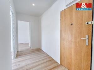 Pronájem bytu 3+kk, Praha - Karlín, U Sluncové, 65 m2