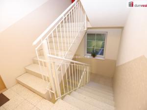 Prodej bytu 2+1, Mariánské Lázně - Úšovice, Kubelíkova, 49 m2