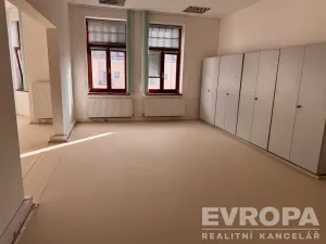 Pronájem kanceláře, Liberec - Liberec II-Nové Město, Chrastavská, 130 m2