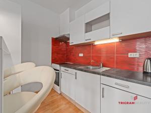 Pronájem bytu 1+kk, Hradec Králové - Třebeš, Ve Stromovce, 41 m2