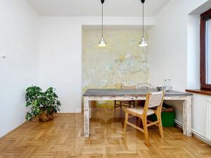 Prodej bytu 2+1, Říčany, nám. Československé armády, 72 m2