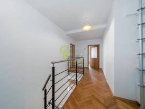 Prodej bytu 3+kk, Praha - Michle, Ve vilách, 108 m2