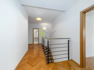 Prodej bytu 3+kk, Praha - Michle, Ve vilách, 108 m2