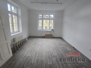Pronájem bytu 2+kk, Opava - Předměstí, Palackého, 61 m2