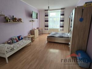 Prodej bytu 2+1, Opava - Předměstí, Nákladní, 77 m2