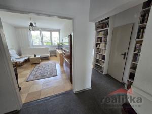 Prodej bytu 3+1, Opava - Kateřinky, Holasická, 76 m2