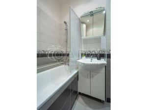 Pronájem bytu 2+kk, Praha - Libeň, U libeňského pivovaru, 49 m2