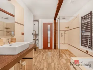 Prodej rodinného domu, Roprachtice, 460 m2