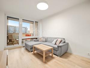 Pronájem bytu 3+1, Praha - Kobylisy, Střekovská, 64 m2