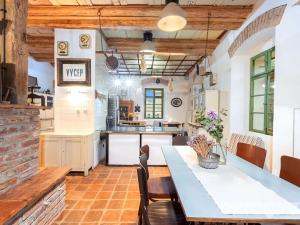 Prodej rodinného domu, Zbraslavice, 588 m2