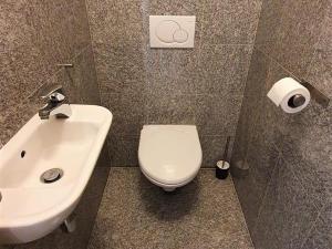 Pronájem bytu 3+kk, Praha - Troja, Sádky, 106 m2