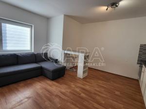 Prodej bytu 1+kk, Milovice - Mladá, Armádní, 29 m2