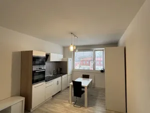 Pronájem bytu 2+kk, Sokolov, Křížová, 40 m2