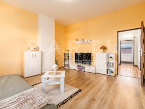 Prodej bytu 3+1, Křemže, Náměstí, 69 m2