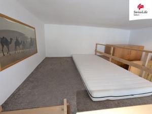 Pronájem bytu 2+kk, Praha - Vysočany, Pod strojírnami, 48 m2