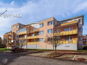 Pronájem bytu 1+kk, Praha - Kyje, Sicherova, 38 m2